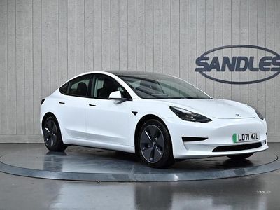 Used Tesla Model 3 Standard Range 208 kW (283 HP) 2021 White Sedan