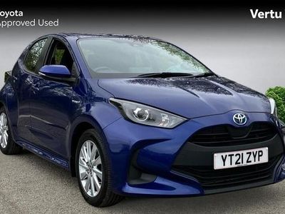 Used Toyota Yaris Hybrid 116 HP (85 kW) 2021 Blue Hatchback