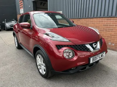 Used Nissan Juke N-Connecta 110 HP (80 kW) 2017 Red SUV