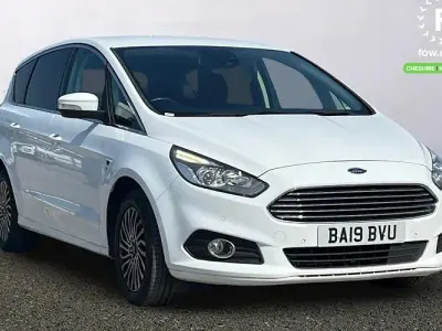 Used Ford S-MAX Titanium 165 HP (121 kW) 2019 White MPV