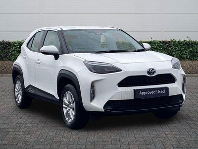 Used Toyota Yaris Hybrid 2022 White Hatchback