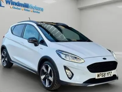 Used Ford Fiesta Active 100 HP (73 kW) 2018 White Hatchback