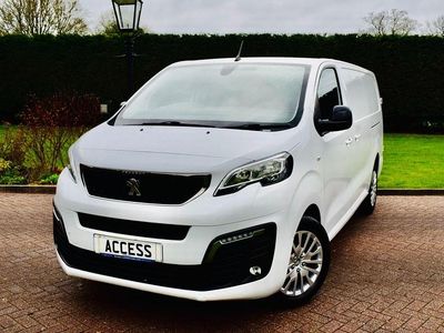 Begagnad Peugeot Expert Premium 2023 Vit Van
