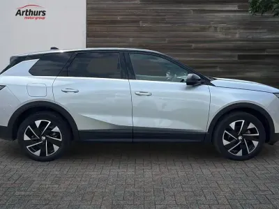 Used Vauxhall Grandland X Ultimate 143 HP (105 kW) 2025 Grey SUV