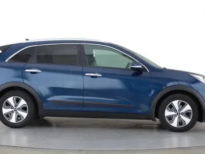 Used Kia Niro 141 HP (103 kW) 2018 Blue SUV