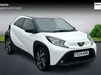 Used Toyota Aygo X 72 HP (52 kW) 2024 White SUV