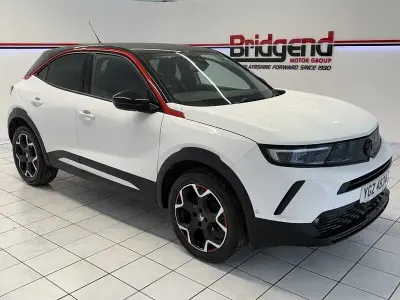 Used Vauxhall Mokka GS Line 130 HP (95 kW) 2022 White SUV