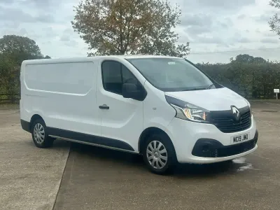 Usado Renault Trafic Business 2019 Blanco Monovolumen