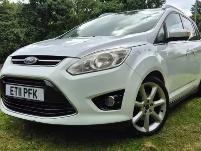 Used Ford Grand C-Max Titanium 2011 White MPV