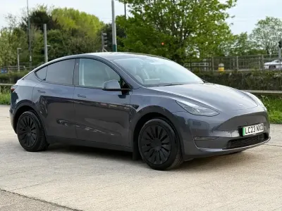Begagnad Tesla Model Y 250 kW (340 HK) 2023 SUV