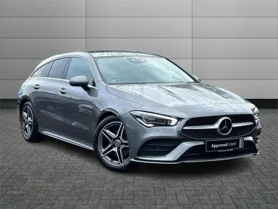 Usado Mercedes CLA180 AMG Line Premium Plus 134 HP (98 kW) 2021 Cinzento Sedan