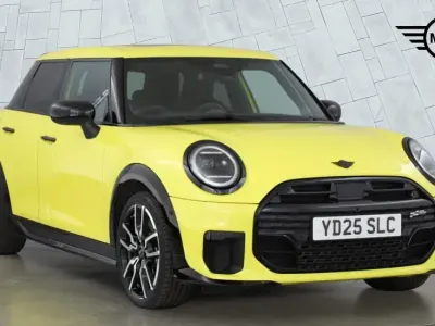 Begagnad Mini Cooper S Hatch 201 HK (147 kW) 2025 Gul Halvkombi