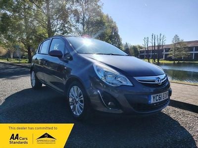 Second-hand Vauxhall Corsa 100 CP (73 kW) 2012 Gri Hatchback