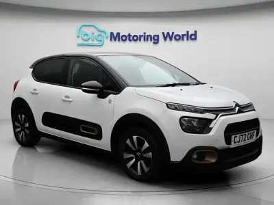 Używany Citroën C3 PureTech 83 KM (61 kW) 2023 Biały Hatchback