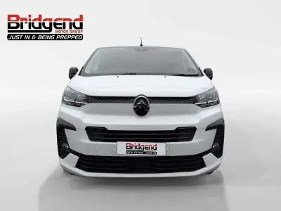 Używany Citroën Dispatch 120 KM (88 kW) 2024 Biały Minivan