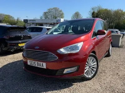 Begagnad Ford Grand C-Max Titanium 120 HK (88 kW) 2019 Minibuss
