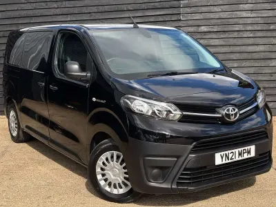 Used Toyota Proace 100 kW (136 HP) 2021 Black MPV