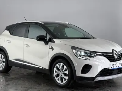 Używany Renault Captur Iconic 131 KM (96 kW) 2020 Biały SUV