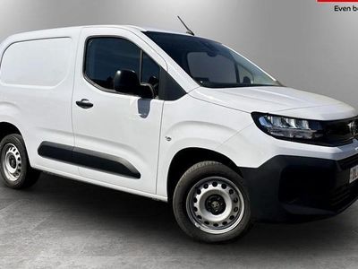 Nouă Vauxhall Combo 131 CP (96 kW) 2026 Monovolum