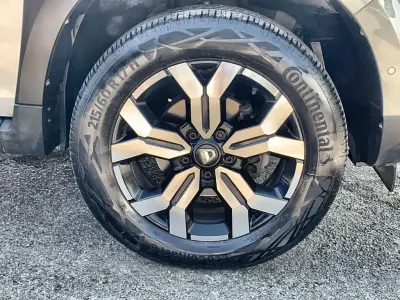 Usado Dacia Duster Prestige 2022 Gris SUV