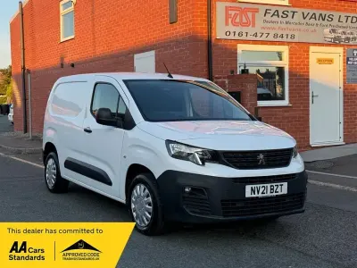 Used Peugeot Partner 100 HP (73 kW) 2021 White MPV