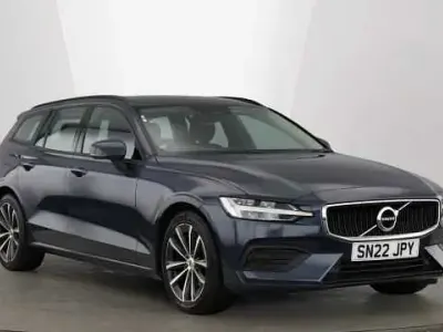Used Volvo V60 Momentum 161 HP (118 kW) 2022 Blue Estate