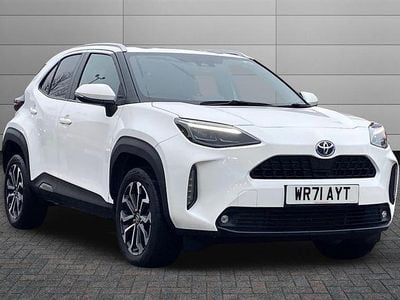 White Used 2021 Toyota Yaris Cross Design SUV | £18,995 (Fair price)