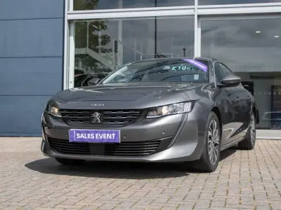 Usado Peugeot 508 Allure 129 CV (94 kW) 2019 Gris Utilitario