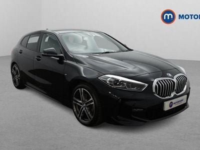 Usado BMW 118 M Sport 136 HP (100 kW) 2023 Preto Citadino