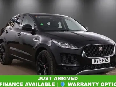 Używany Jaguar E-Pace S 150 KM (110 kW) 2019 Czarny SUV