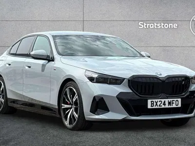 Begagnad BMW i5 M Sport 246 kW (335 HK) 2024 Grå