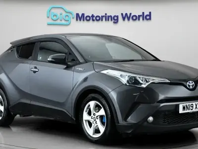 Used Toyota C-HR 122 HP (89 kW) 2019 Grey SUV