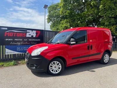 Used Fiat Doblò 90 HP (66 kW) 2013 Red MPV