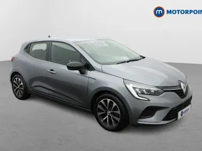 Used Renault Clio Evolution 90 HP (66 kW) 2023 Grey Hatchback