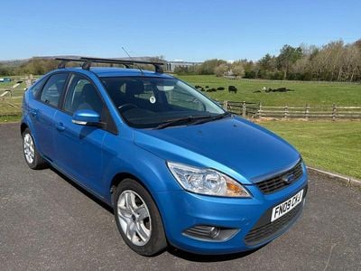 Begagnad Ford Focus Style 2009 Blå Halvkombi