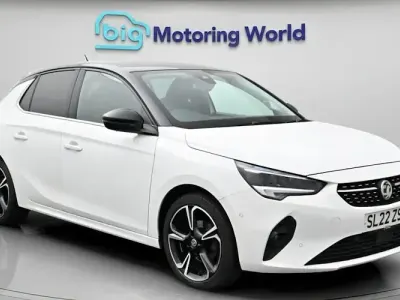 Second-hand Vauxhall Corsa Edition 75 CP (55 kW) 2022 Alb Hatchback