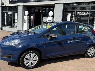 Used Ford Fiesta Studio 82 HP (60 kW) 2014 Blue Hatchback