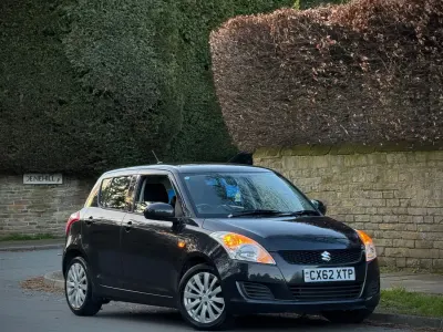 Używany Suzuki Swift SZ3 94 KM (69 kW) 2012 Czarny Hatchback