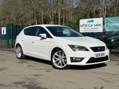 Begagnad Seat Leon FR 150 HK (110 kW) 2016 Vit Halvkombi