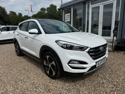 Used Hyundai Tucson Premium SE 185 HP (136 kW) 2017 White SUV
