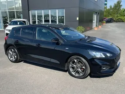 Used Ford Focus ST-Line 120 HP (88 kW) 2020 Black Hatchback