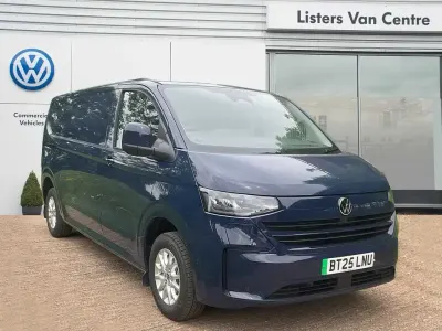 Begagnad VW Transporter Pro 100 kW (136 HK) 2025 Blå Van