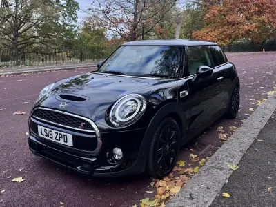 Used Mini Cooper S Hatch 2018 Black Hatchback