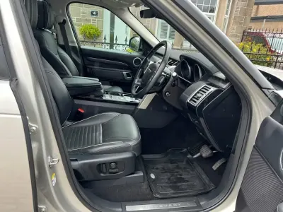 Used Land Rover Discovery HSE Luxury 2017 Gold SUV