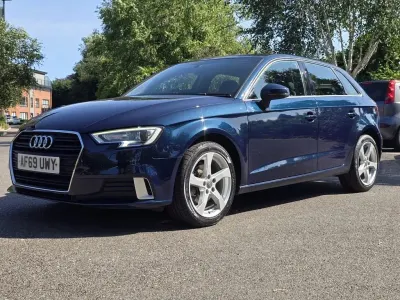 Used Audi A3 Sportback Sport 116 HP (85 kW) 2019 Blue Hatchback