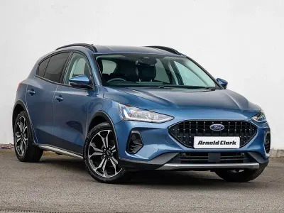 Używany Ford Focus Active X 125 KM (91 kW) 2024 Niebieski Hatchback