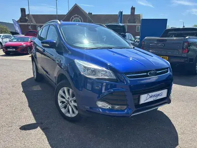 Used Ford Kuga Titanium 182 HP (133 kW) 2016 Blue SUV