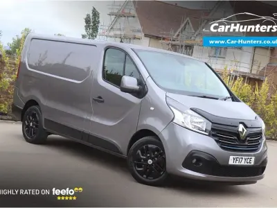 Usado Renault Trafic 2017 Gris Monovolumen