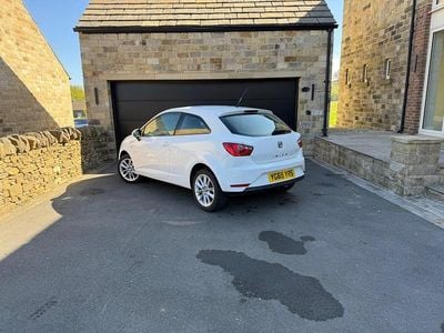 Begagnad Seat Ibiza 2015 Vit Halvkombi
