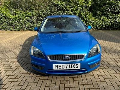 Used Ford Focus Zetec 125 HP (91 kW) 2007 Blue Hatchback